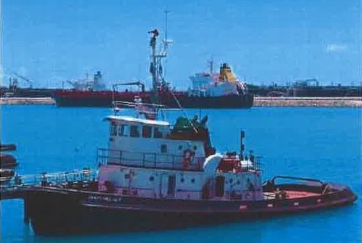 Tug Grapetree Bay